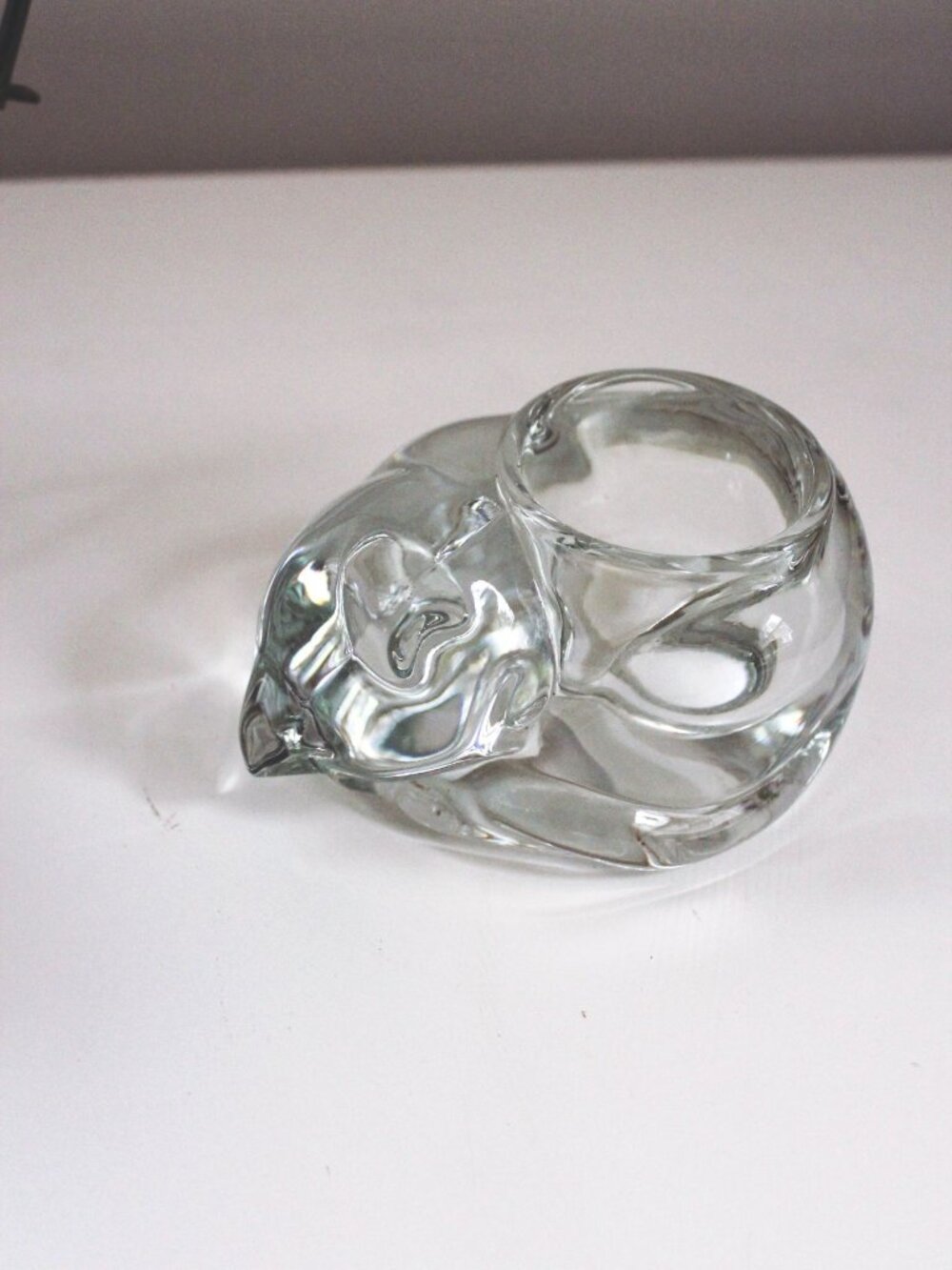 Vintage Indiana Glass Sleeping Cat Votive Candle Holder Figurine Paperweight Hea - Picture 6 of 6